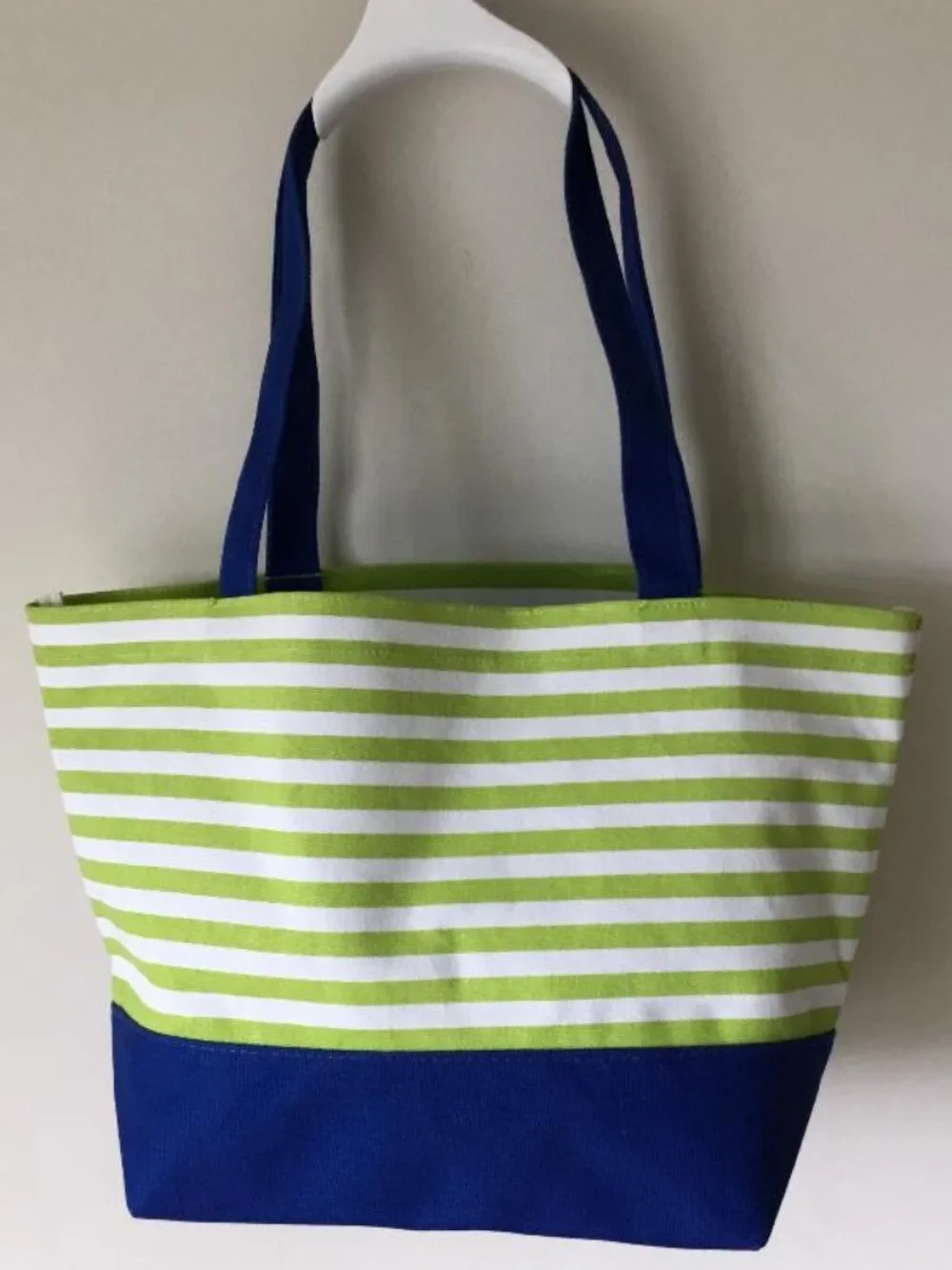 Quacker Factory Nautical Beach Bag Tote with Blue Sequined Anchor Accent NWOT
